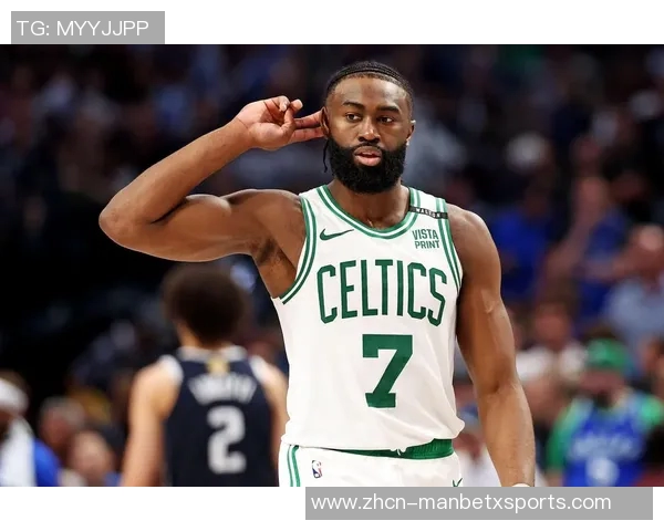 杰伦布朗12月场均32分表现引热议或与鞋子有关的背后故事