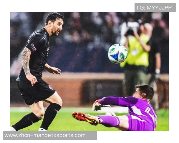 梅西破门后与弗雷默契配合传球助攻展现团队精神